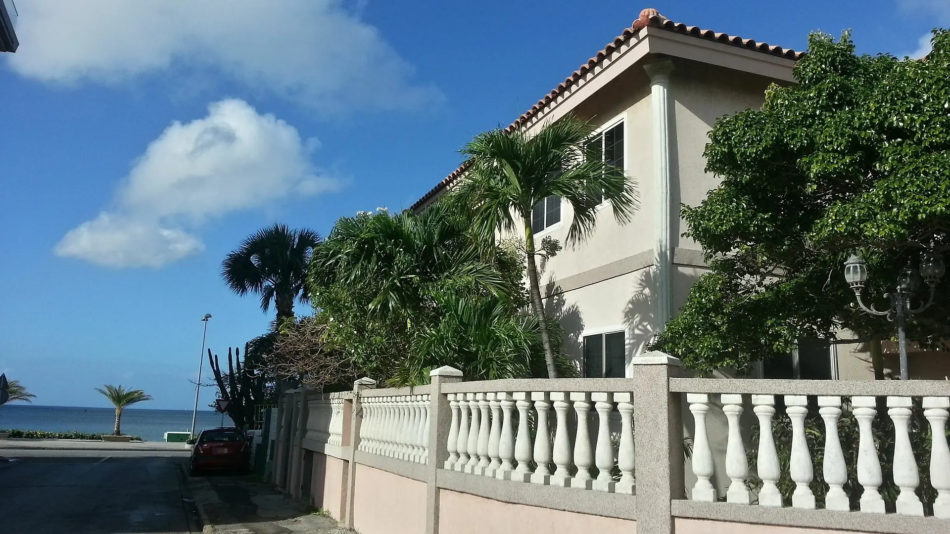 Le Chateau Ocean Villas Oranjestad Aparthotel