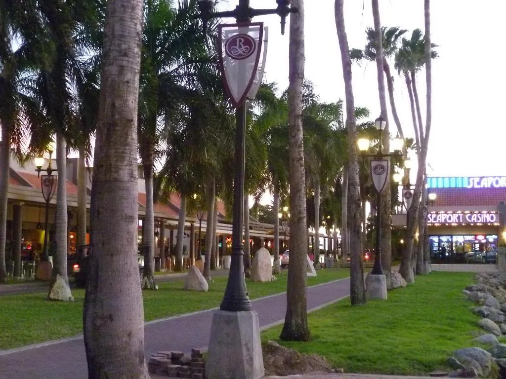 Aparthotel Le Chateau Ocean Villas Oranjestad