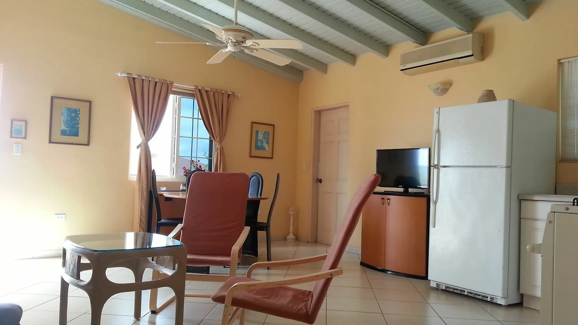 Le Chateau Ocean Villas Oranjestad Aparthotel