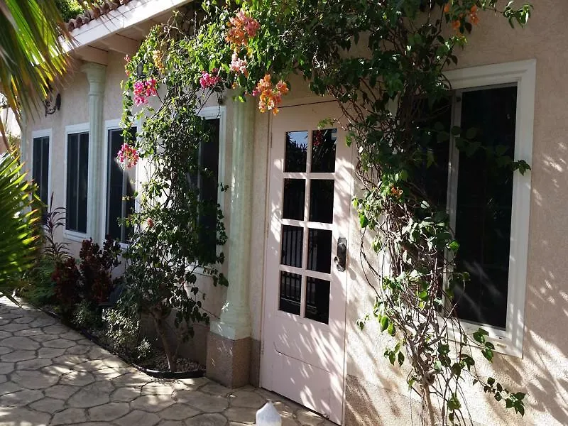 Le Chateau Ocean Villas Oranjestad